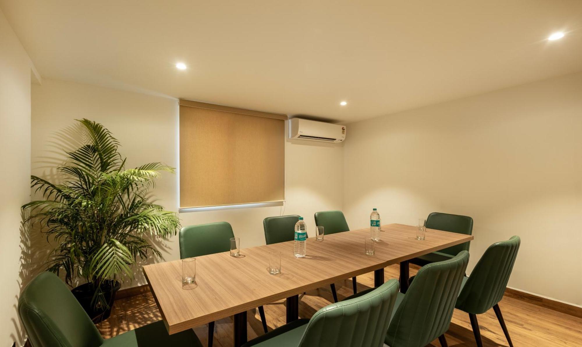 Treebo Premium Vapr Ashok Nagar Hotell Chennai Eksteriør bilde